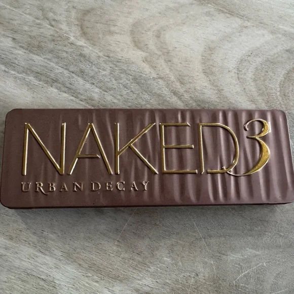 Urban Decay Naked3 eyeshadow palette - Picture 1 of 5